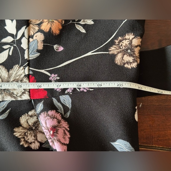 City Chic Black Floral Fit & Flare Dress Women’s Size 20W Plus Size - Picture 8 of 9